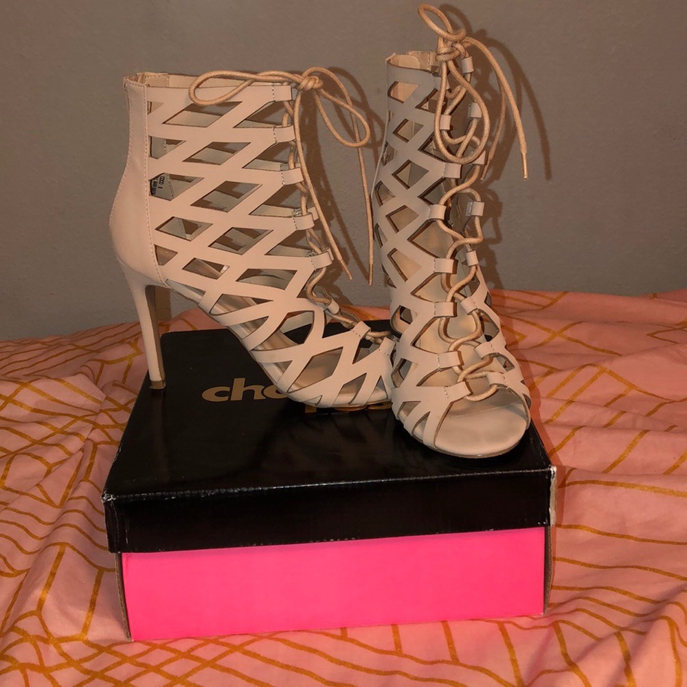 Heels - Picture 2 of 2